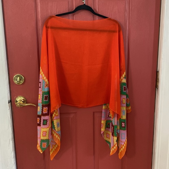 NWT ORANGE SHAWL FROM CUPCAKE - Picture 2 of 6